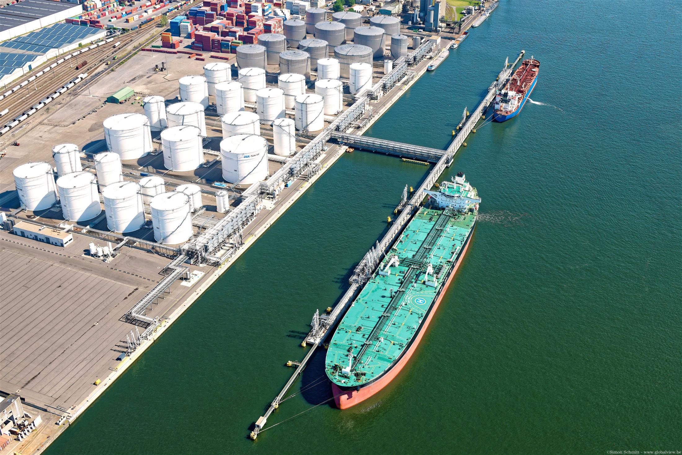 Bulk Liquid Shipping